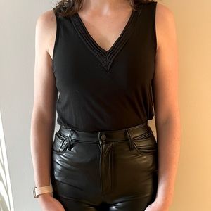 Banana Republic Black V-Neck Tank Top Medium